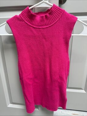 Sleeveless Ribbed Mock Neck Tank Sweater — Hot Pink